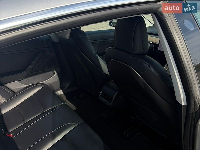 Седан Tesla Model 3 2018 в Черновцах фото 12 Седан Tesla Model 3 2018 в Черновцах