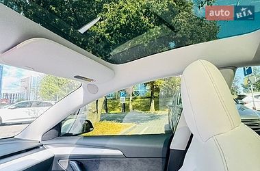 Седан Tesla Model 3 2021 в Киеве фото 14 Седан Tesla Model 3 2021 в Киеве