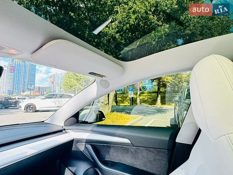 Седан Tesla Model 3 2021 в Киеве фото 22 Седан Tesla Model 3 2021 в Киеве