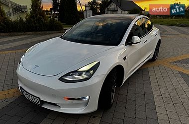 Седан Tesla Model 3 2021 в Львове Седан Tesla Model 3 2021 в Львове