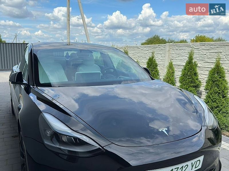 Седан Tesla Model 3 2021 в Львові фото 3 Седан Tesla Model 3 2021 в Львові