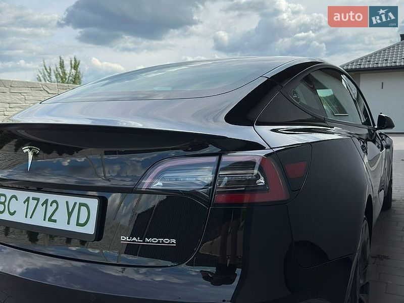Седан Tesla Model 3 2021 в Львові фото 9 Седан Tesla Model 3 2021 в Львові