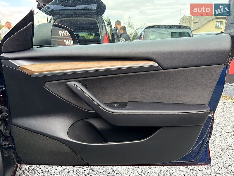 Седан Tesla Model 3 2021 в Стрые фото 18 Седан Tesla Model 3 2021 в Стрые