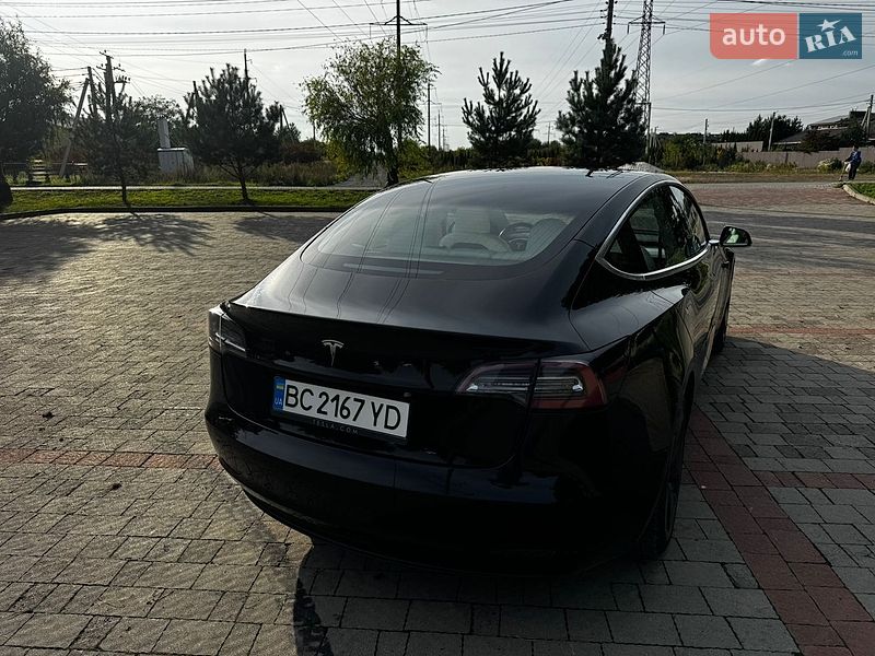 Седан Tesla Model 3 2020 в Львові фото 11 Седан Tesla Model 3 2020 в Львові