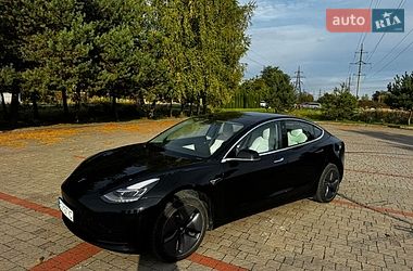 Седан Tesla Model 3 2020 в Львові фото 15 Седан Tesla Model 3 2020 в Львові