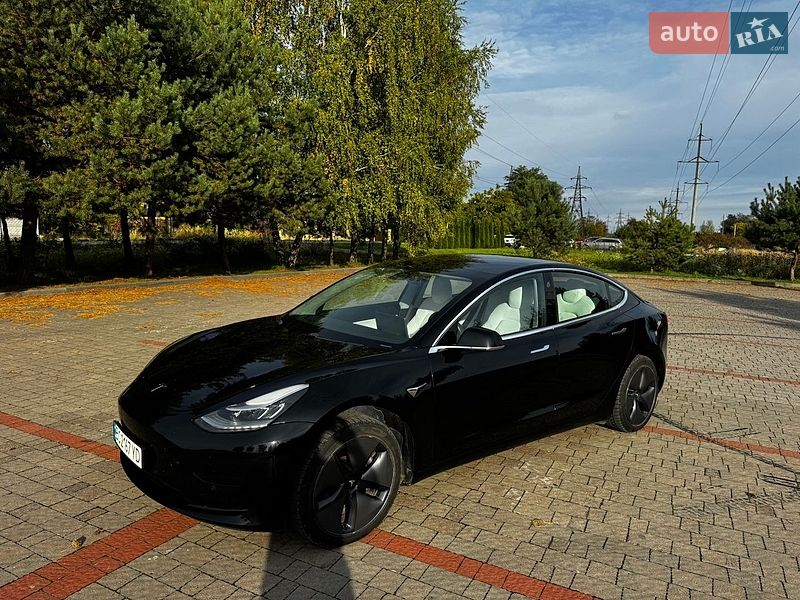 Седан Tesla Model 3 2020 в Львові фото 15 Седан Tesla Model 3 2020 в Львові
