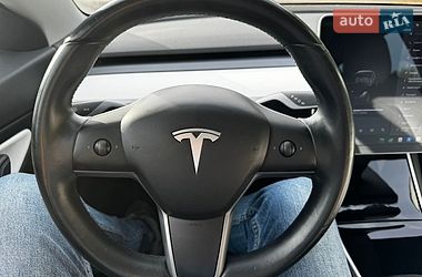 Седан Tesla Model 3 2020 в Львові фото 26 Седан Tesla Model 3 2020 в Львові