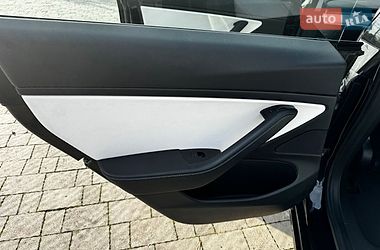 Седан Tesla Model 3 2020 в Львові фото 22 Седан Tesla Model 3 2020 в Львові