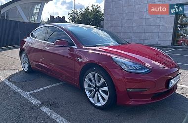 Седан Tesla Model 3 2019 в Киеве
