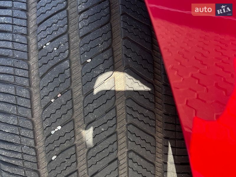 Седан Tesla Model 3 2019 в Киеве