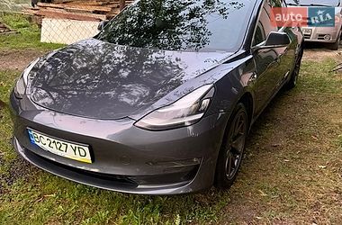 tesla model-3 2019 в Львів від професійного продавця Роман Іванович Смук
