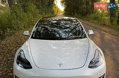 Седан Tesla Model 3 2021 в Дніпрі