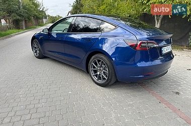 Седан Tesla Model 3 2022 в Львові