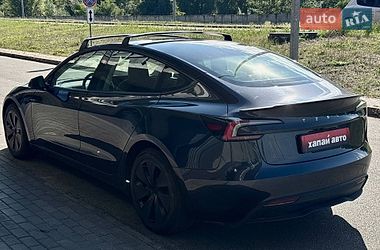 Седан Tesla Model 3 2024 в Києві