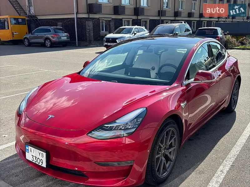 Tesla Model 3 2018