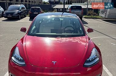 Седан Tesla Model 3 2018 в Киеве