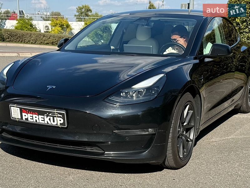 Седан Tesla Model 3 2021 в Киеве фото 6 Седан Tesla Model 3 2021 в Киеве