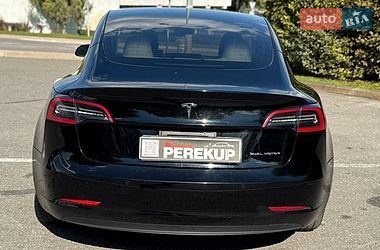 Седан Tesla Model 3 2021 в Киеве фото 10 Седан Tesla Model 3 2021 в Киеве