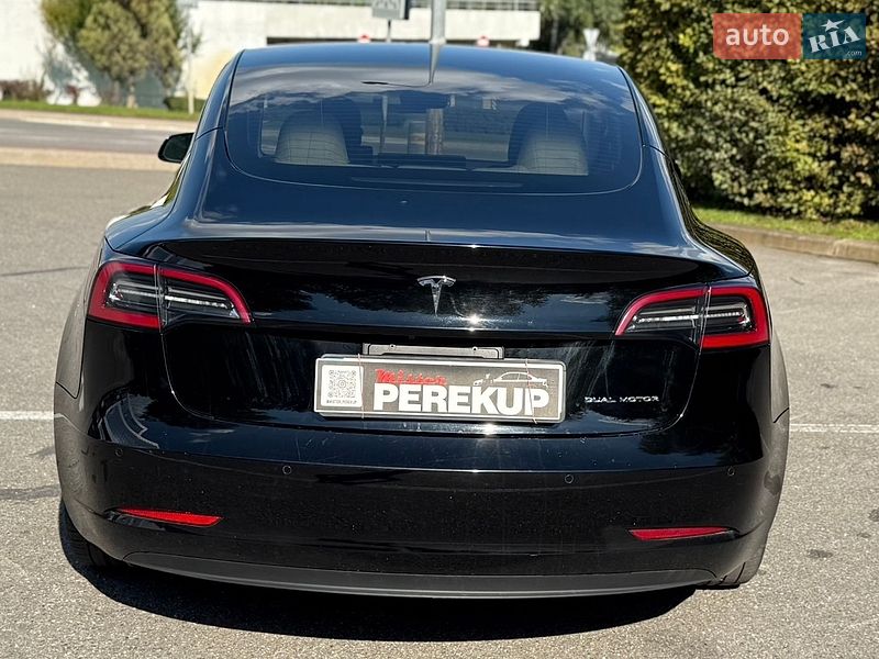 Седан Tesla Model 3 2021 в Киеве фото 10 Седан Tesla Model 3 2021 в Киеве