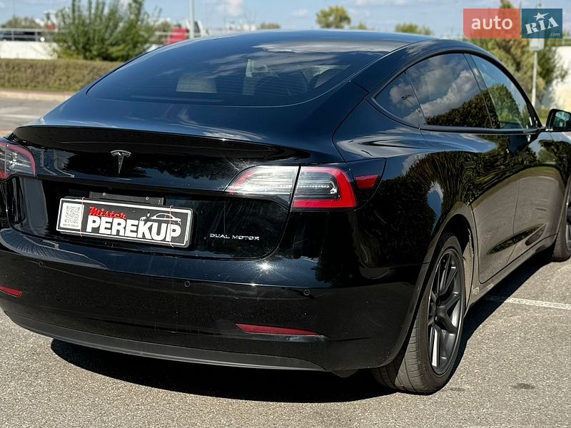 Седан Tesla Model 3 2021 в Киеве фото 11 Седан Tesla Model 3 2021 в Киеве