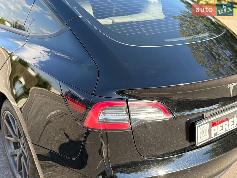 Седан Tesla Model 3 2021 в Киеве фото 12 Седан Tesla Model 3 2021 в Киеве