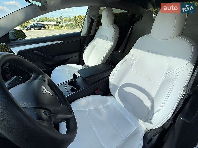 Седан Tesla Model 3 2021 в Киеве фото 18 Седан Tesla Model 3 2021 в Киеве