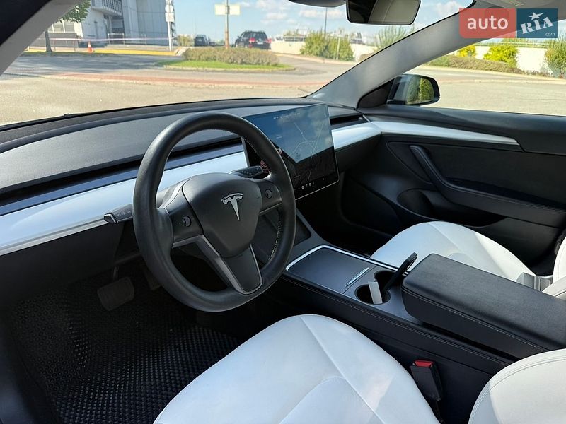 Седан Tesla Model 3 2021 в Киеве фото 19 Седан Tesla Model 3 2021 в Киеве