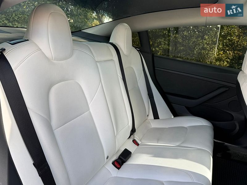 Седан Tesla Model 3 2021 в Киеве фото 24 Седан Tesla Model 3 2021 в Киеве