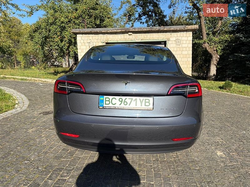 Седан Tesla Model 3 2022 в Бориславі фото 5 Седан Tesla Model 3 2022 в Бориславі