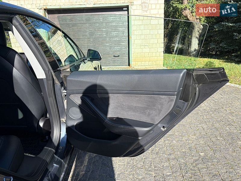 Седан Tesla Model 3 2022 в Бориславі фото 19 Седан Tesla Model 3 2022 в Бориславі