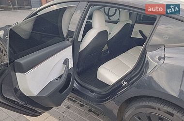 Седан Tesla Model 3 2025 в Кропивницькому