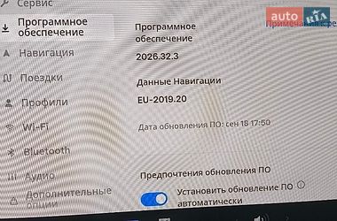Седан Tesla Model 3 2018 в Староконстантинове