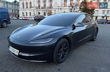 Седан Tesla Model 3 2024 в Харкові фото 5 Седан Tesla Model 3 2024 в Харкові