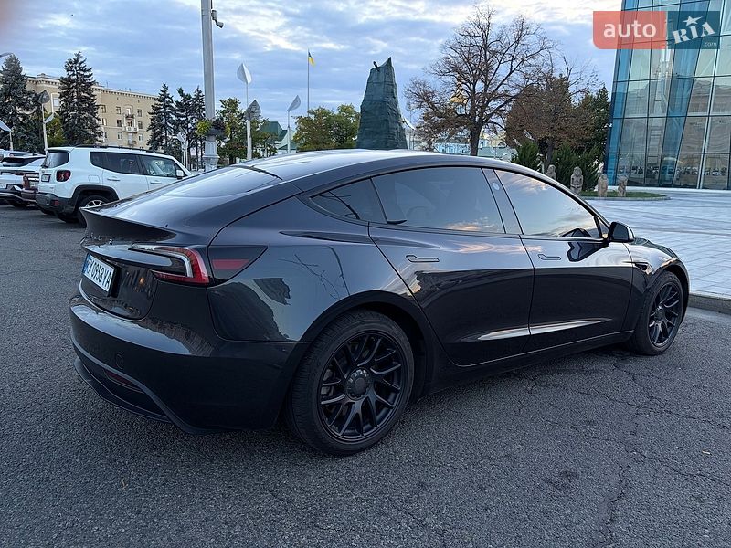 Седан Tesla Model 3 2024 в Харкові фото 3 Седан Tesla Model 3 2024 в Харкові