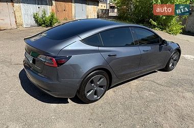 Седан Tesla Model 3 2022 в Києві