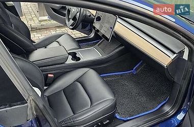 Седан Tesla Model 3 2020 в Рівному