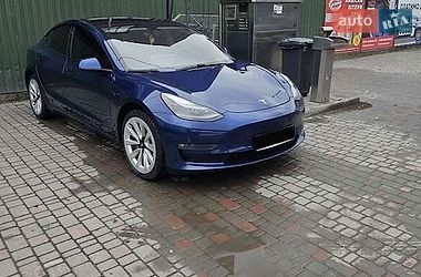 Седан Tesla Model 3 2020 в Рівному
