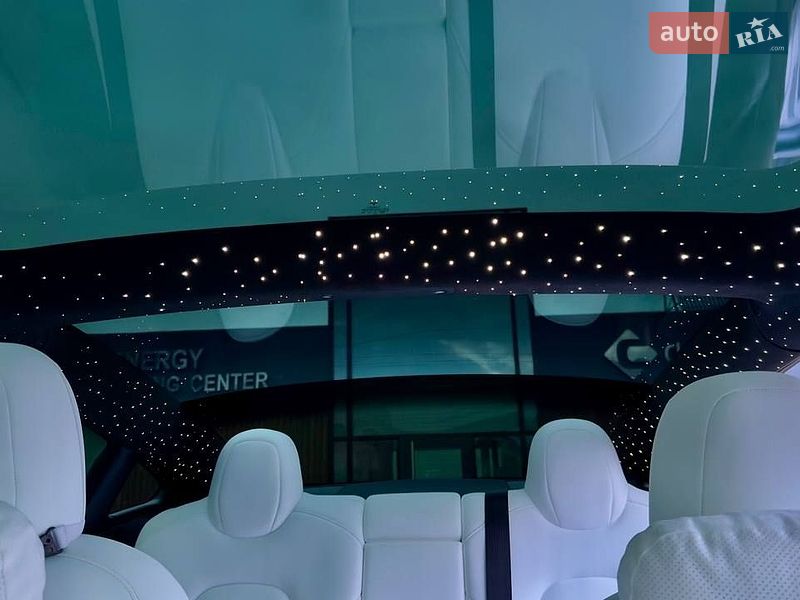 Седан Tesla Model 3 2023 в Дніпрі