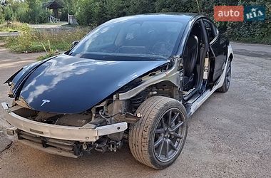 Седан Tesla Model 3 2023 в Бердичеві