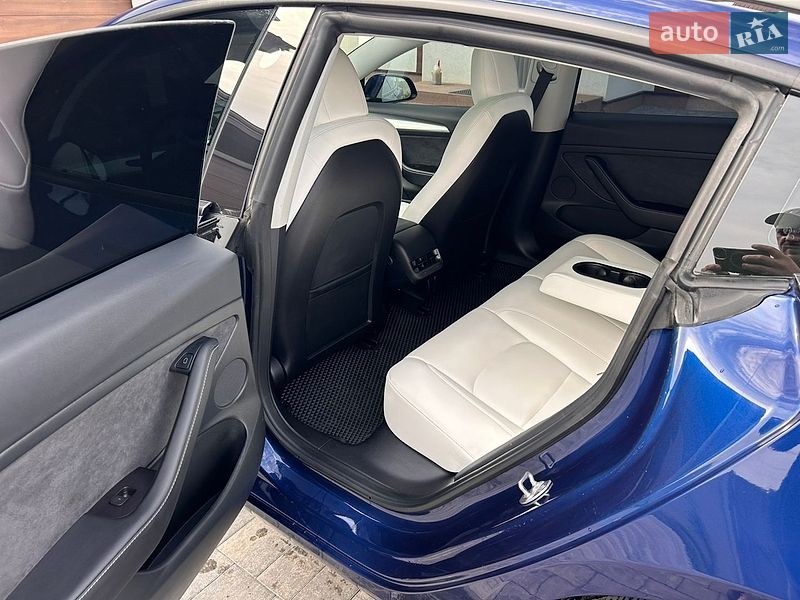 Седан Tesla Model 3 2022 в Полтаві фото 15 Седан Tesla Model 3 2022 в Полтаві