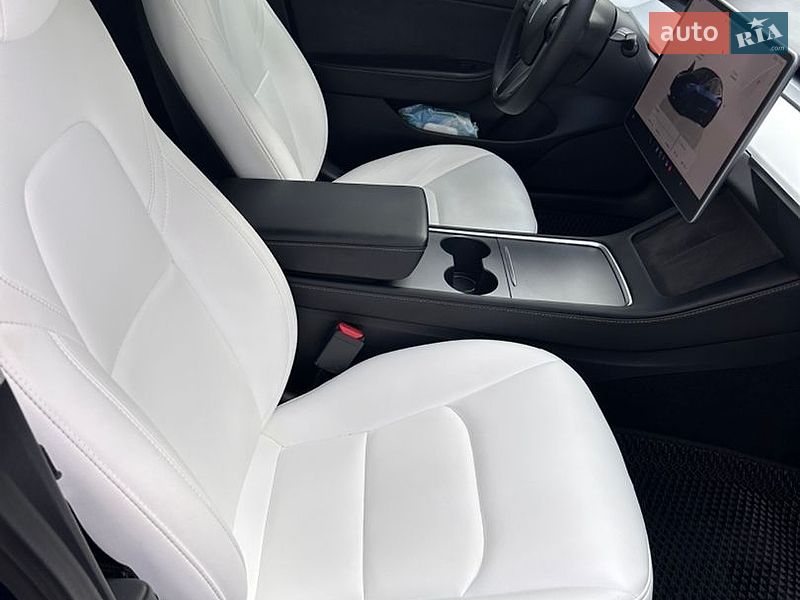 Седан Tesla Model 3 2022 в Полтаві фото 22 Седан Tesla Model 3 2022 в Полтаві