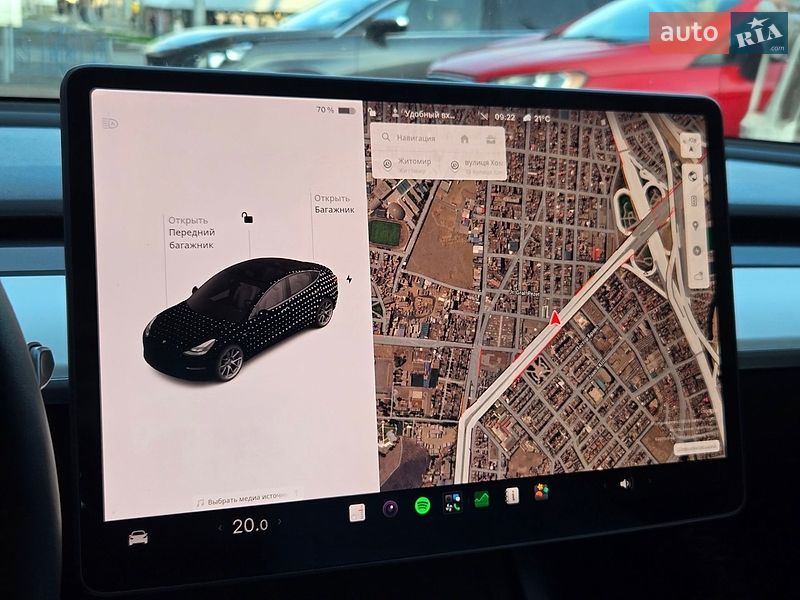 Седан Tesla Model 3 2021 в Киеве