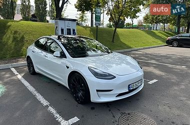Седан Tesla Model 3 2021 в Могилев-Подольске Седан Tesla Model 3 2021 в Могилев-Подольске