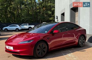 Седан Tesla Model 3 2024 в Киеве