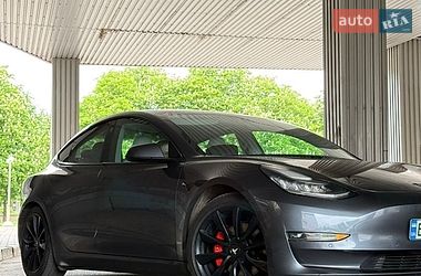 Седан Tesla Model 3 2018 в Кривому Розі