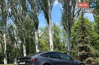 Седан Tesla Model 3 2018 в Кривом Роге