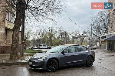 Седан Tesla Model 3 2018 в Кривом Роге