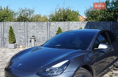 Седан Tesla Model 3 2022 в Харкові