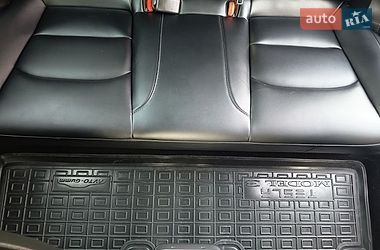 Седан Tesla Model 3 2023 в Буче