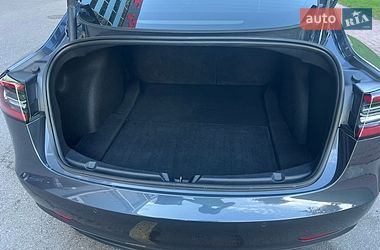 Седан Tesla Model 3 2022 в Києві